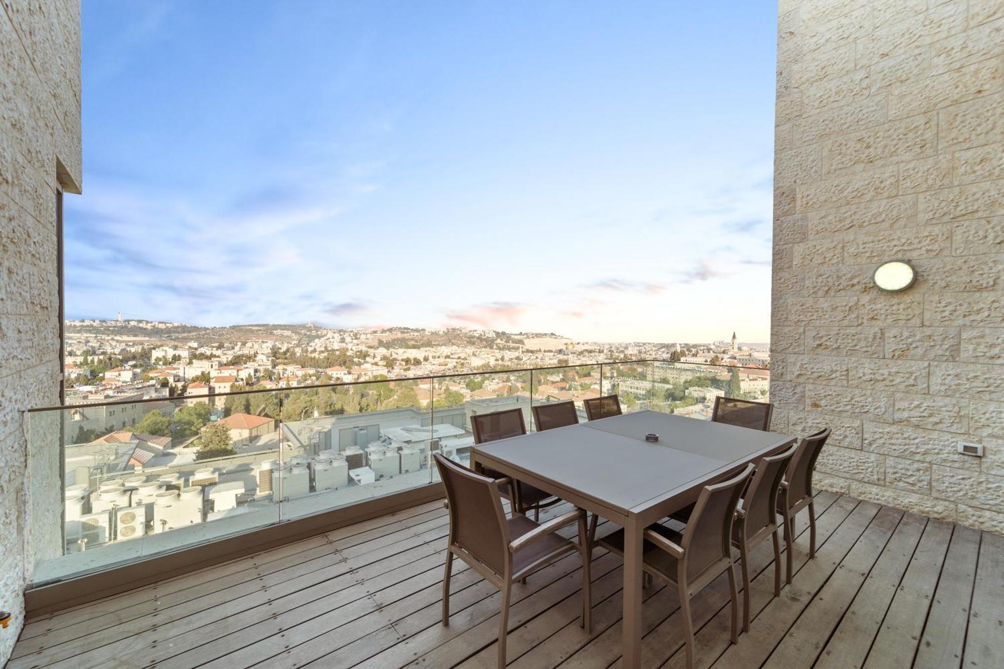 Isrentals Haneviim - Aparthotel In City Center Jerusalem Eksteriør billede