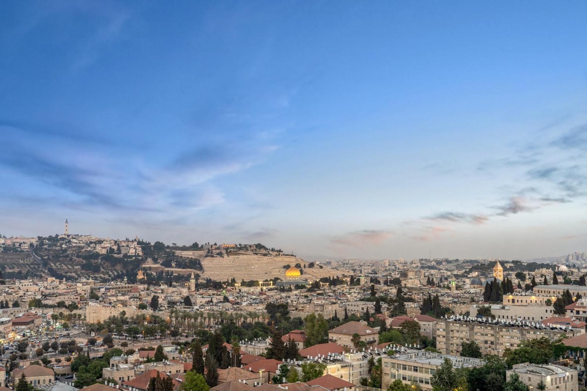 Isrentals Haneviim - Aparthotel In City Center Jerusalem Eksteriør billede
